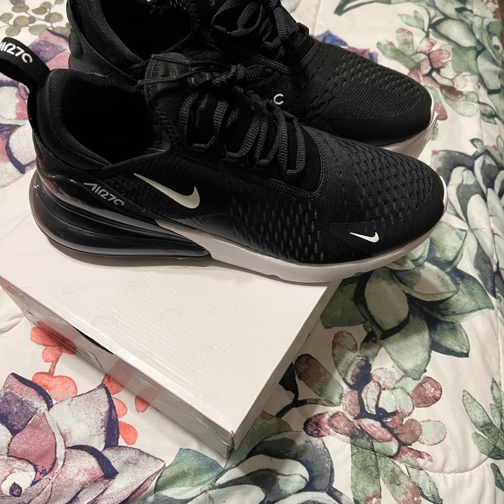 Men’s Air Max 270
